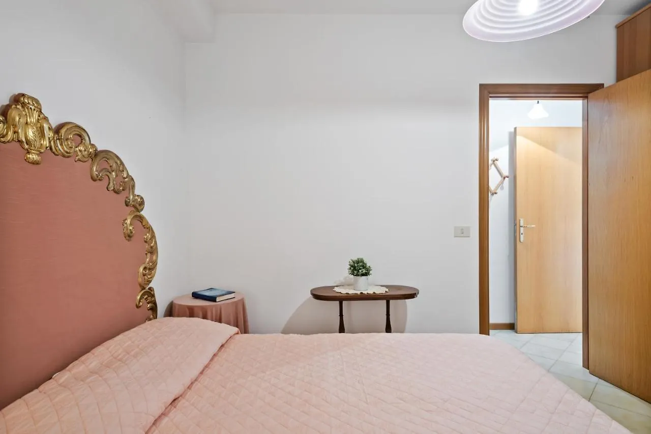 Taormina Comfortable Apartment With Terrace