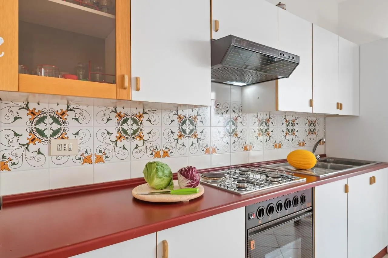Taormina Comfortable Apartment With Terrace